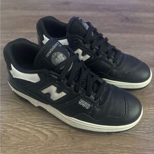 New Balance 550 Men's Black Sneakers 6.5